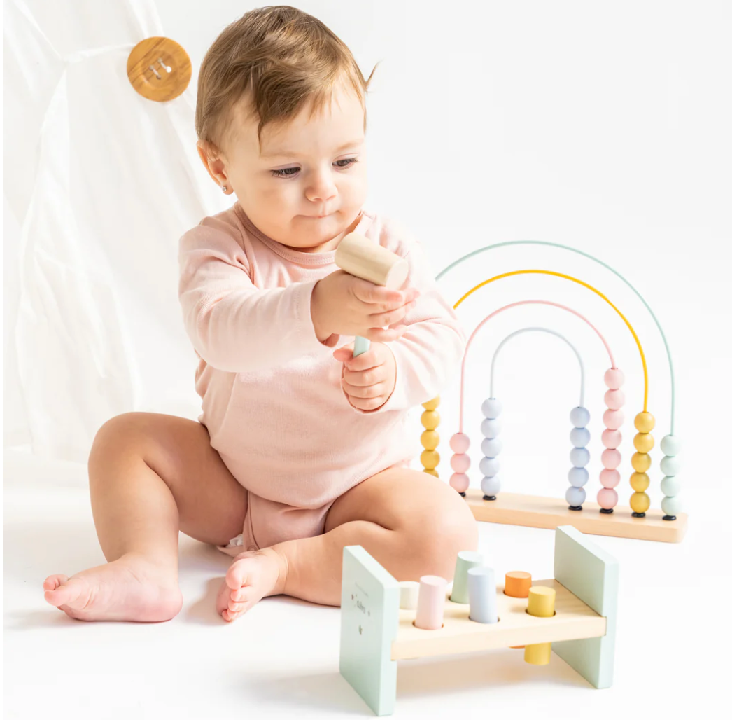 Banco de golpeo con martillo - Saro