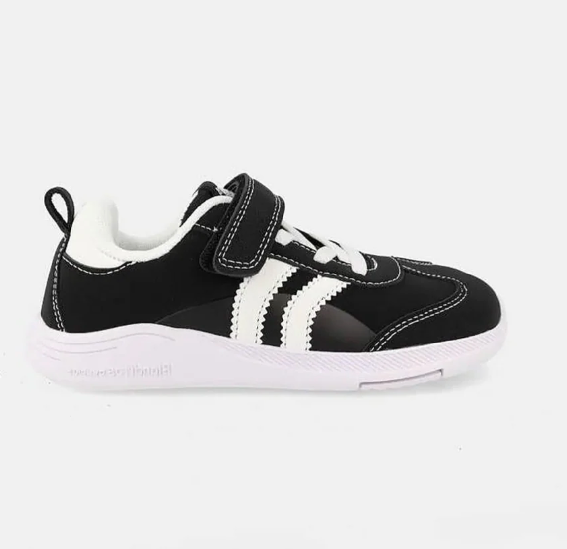 Deportivas Ares Negro Blanditos