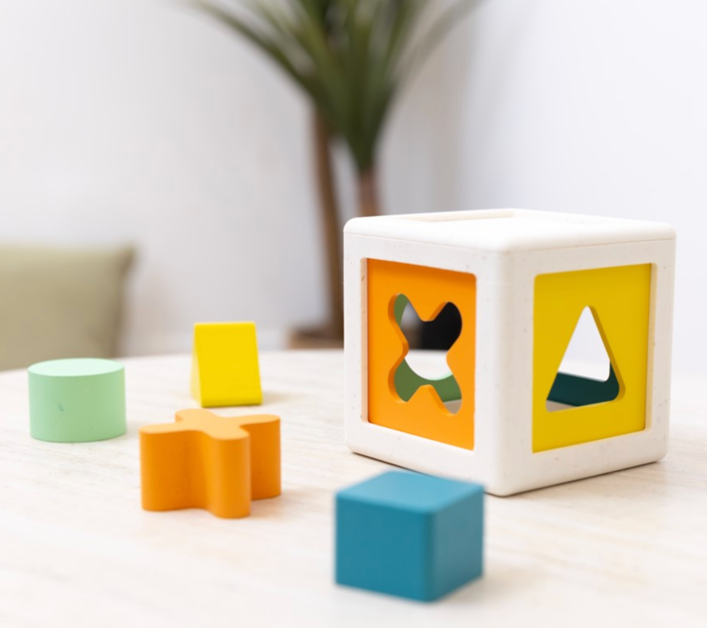 Kuby – Cubo de clasificación con placas intercambiable