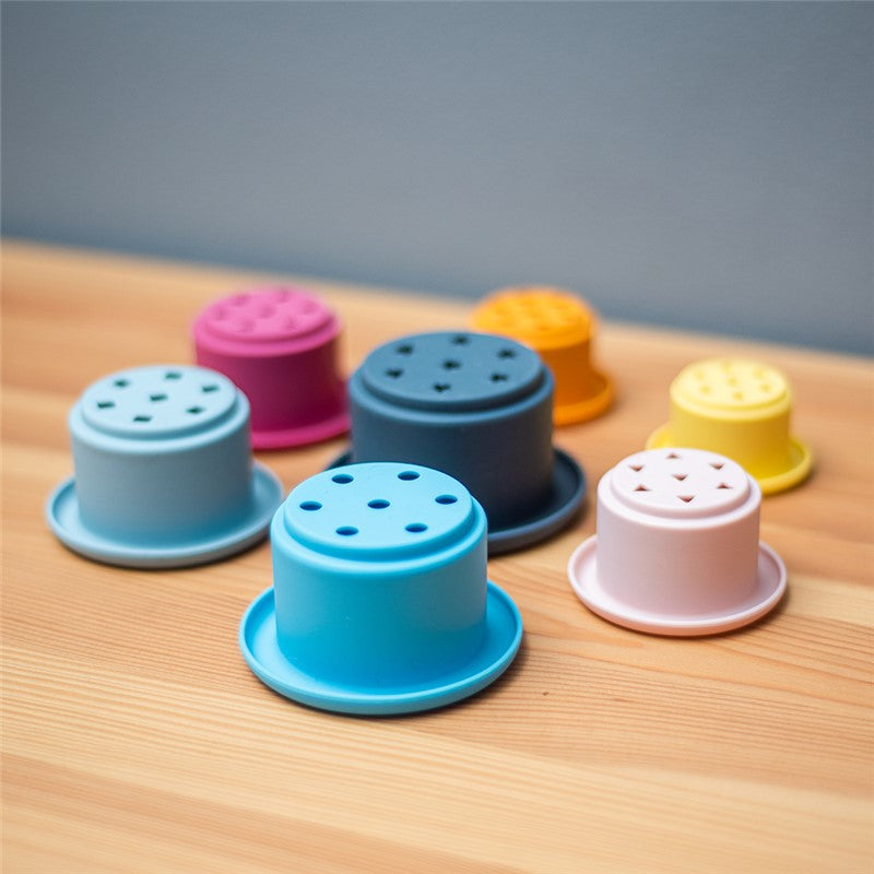 Vasos apilables de silicona para agua y arena - 7 piezas