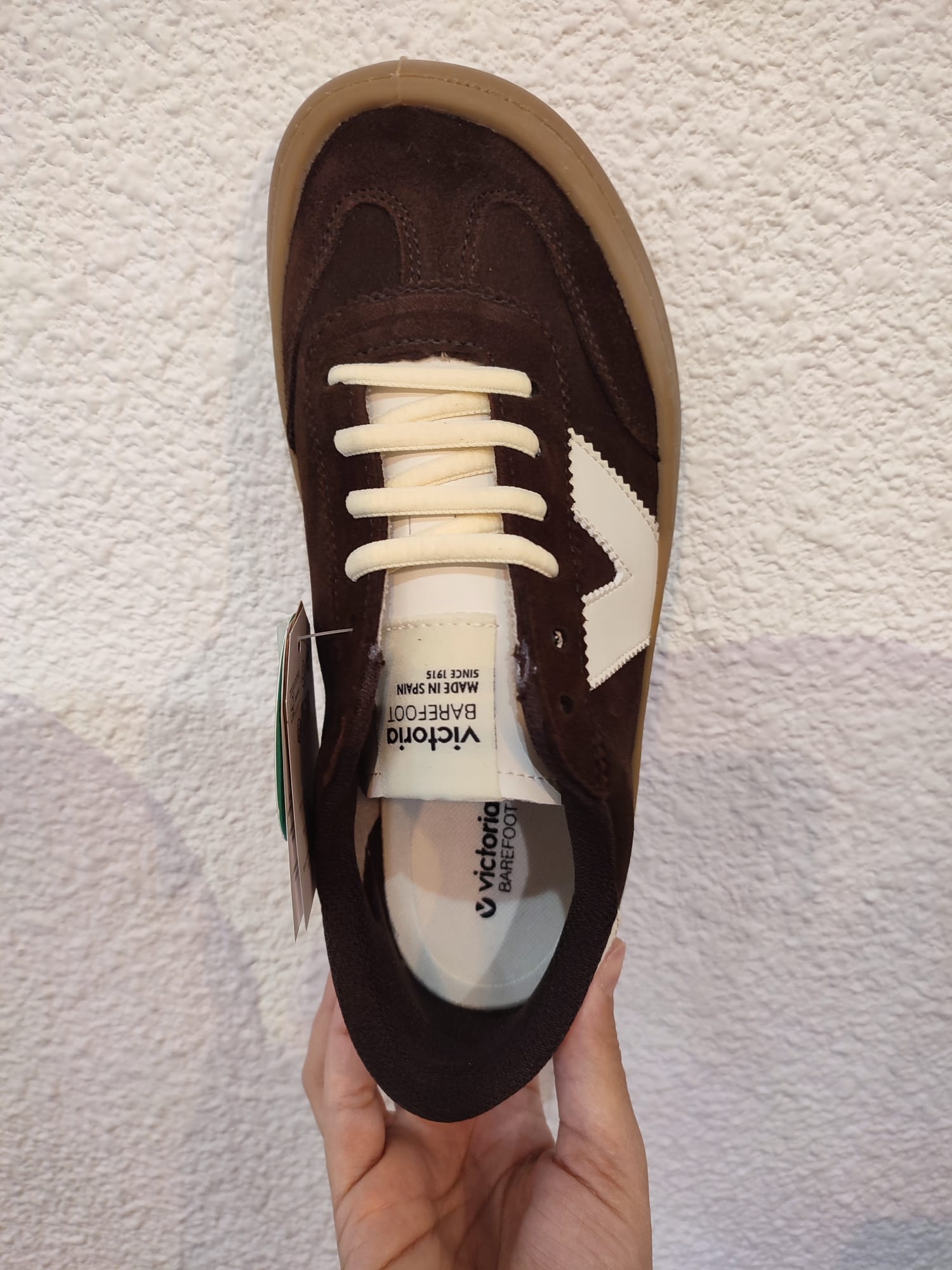 Victoria Deportiva Olmo Barefoot Marrón Serraje