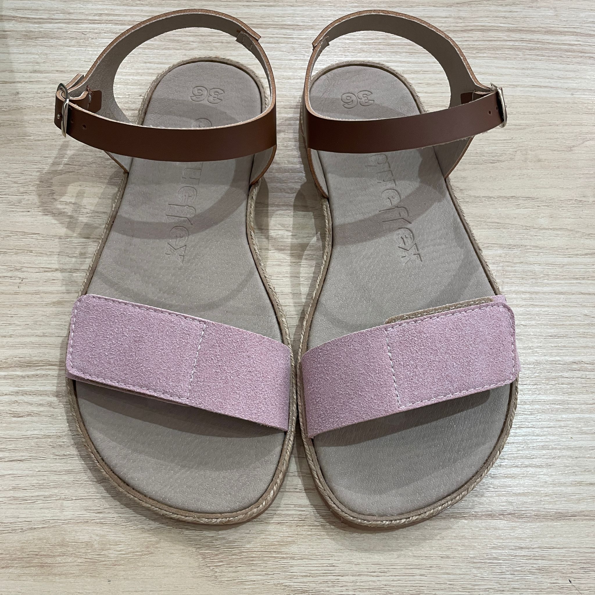 Sandalias Barefoot Respetuosas Coqueflex Suede Rosa