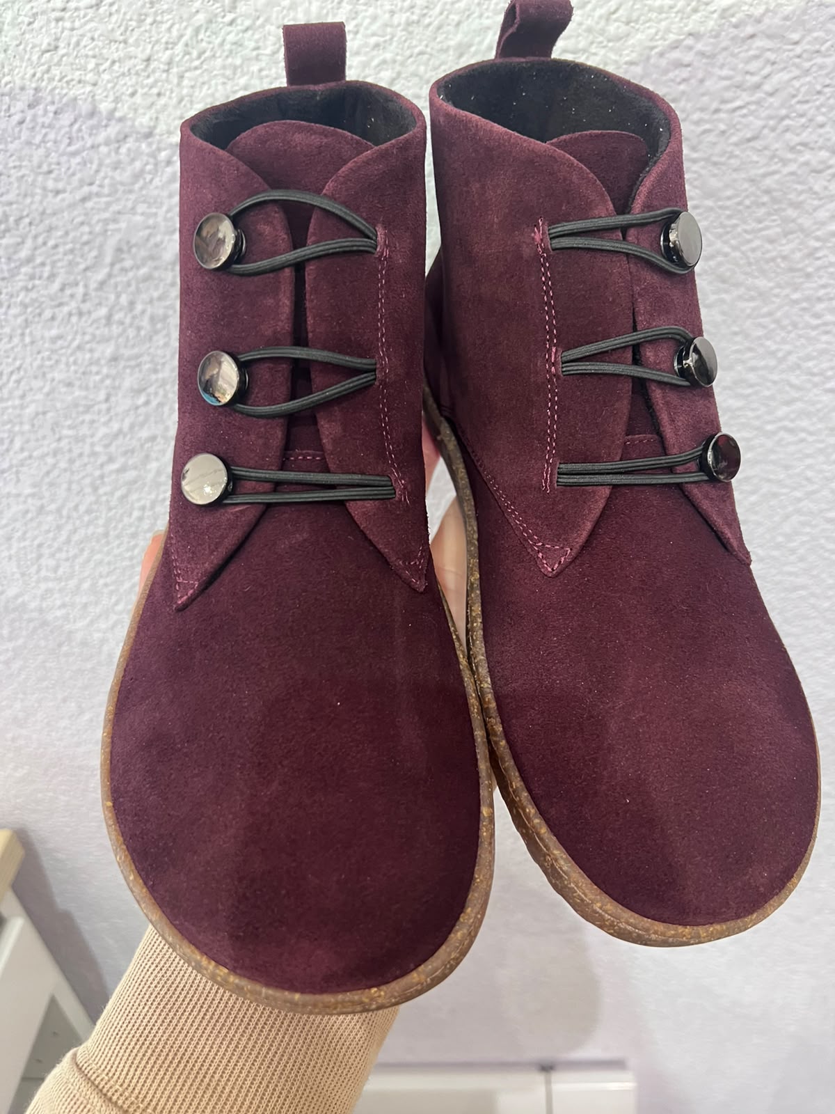 Vivant - Botín Chelsea Barefoot serraje burdeos