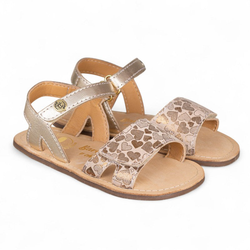 Sandalia piel corazones oro – Chetto