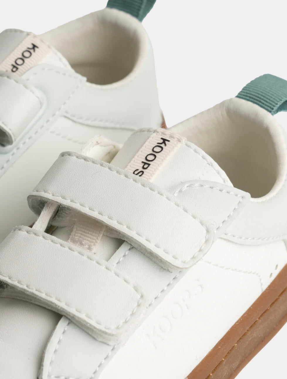 Deportiva KOOPS Indi verde