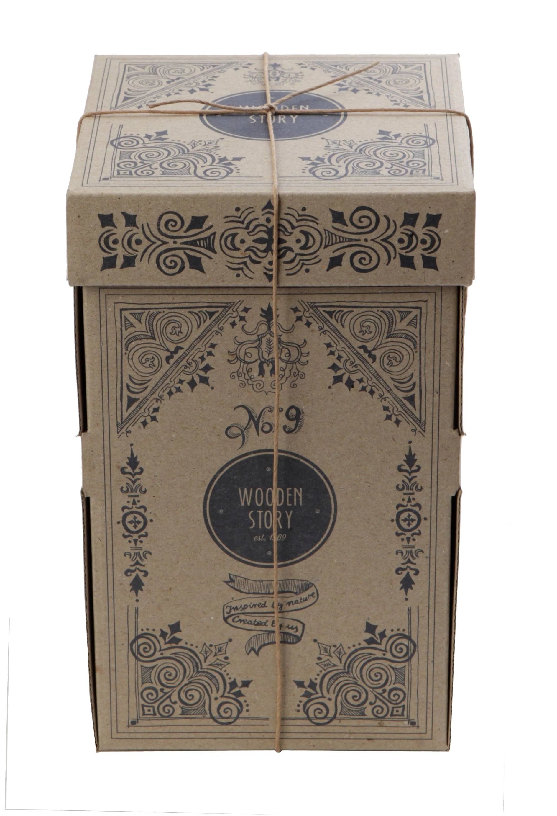 Pirámide apilable de madera natural