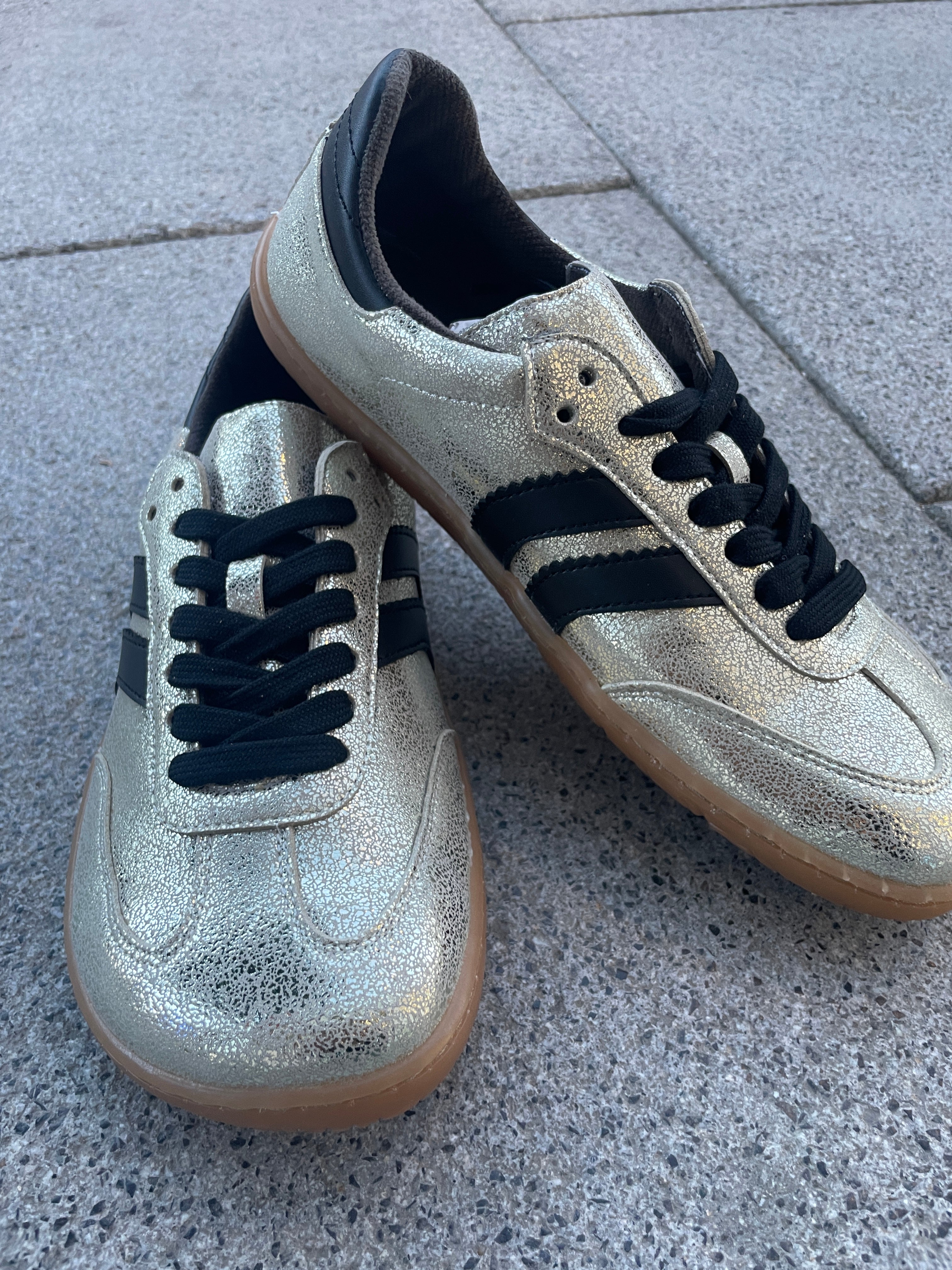 Deportiva adulto Coqueflex Platino negro