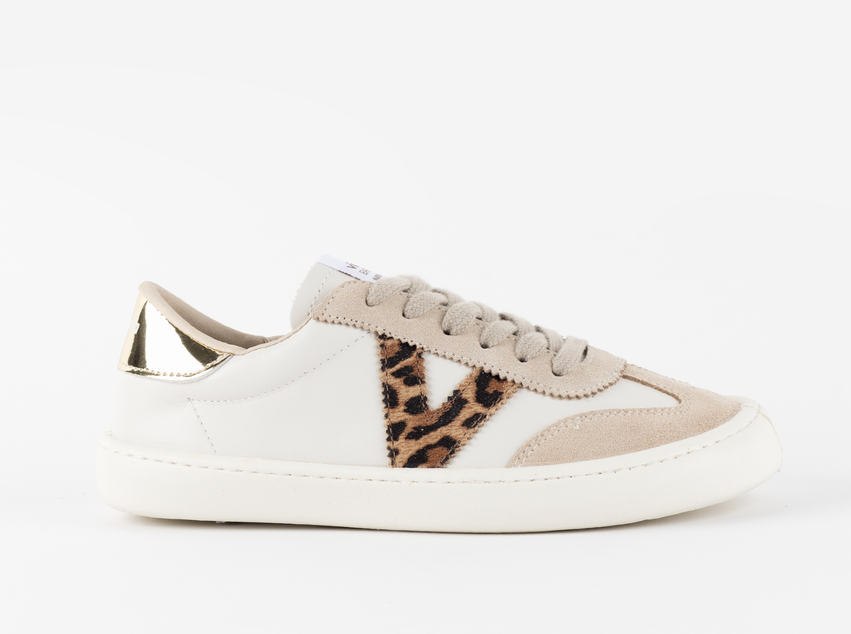Victoria Deportiva Olmo Barefoot Print