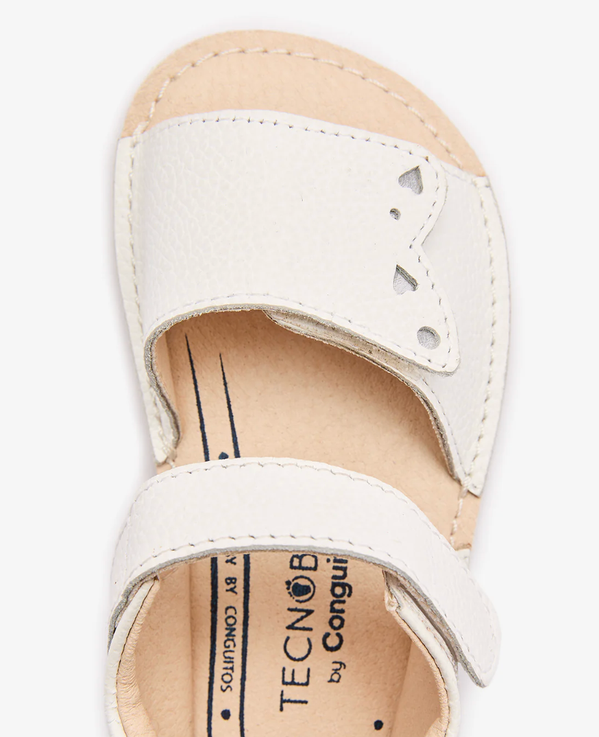Conguitos - Sandalias Piel blanca corazones