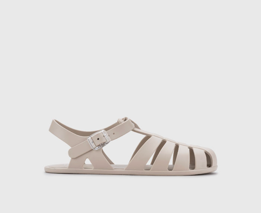 Cangrejera Barefoot Ura Sand