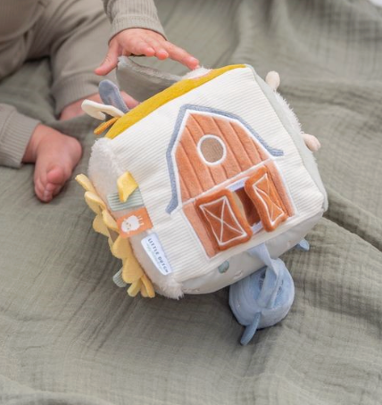 Cubo blandito granja  Little Dutch