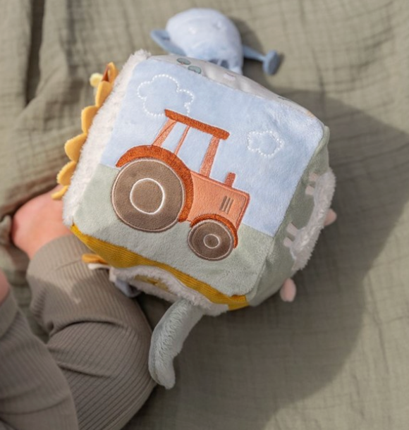 Cubo blandito granja  Little Dutch
