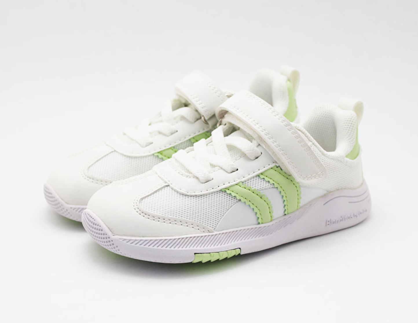 Deportivas Ares Blanco y pistacho Blanditos