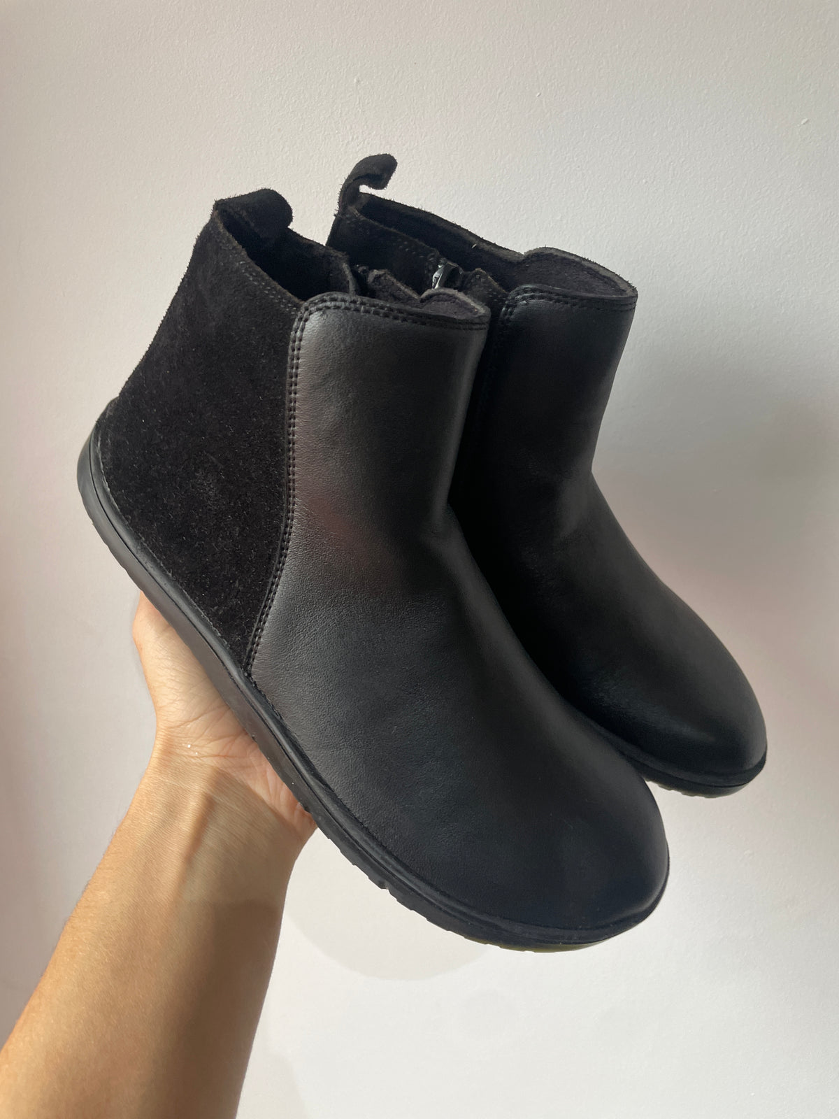 Vivant - Chelsea barefoot piel y serraje negro