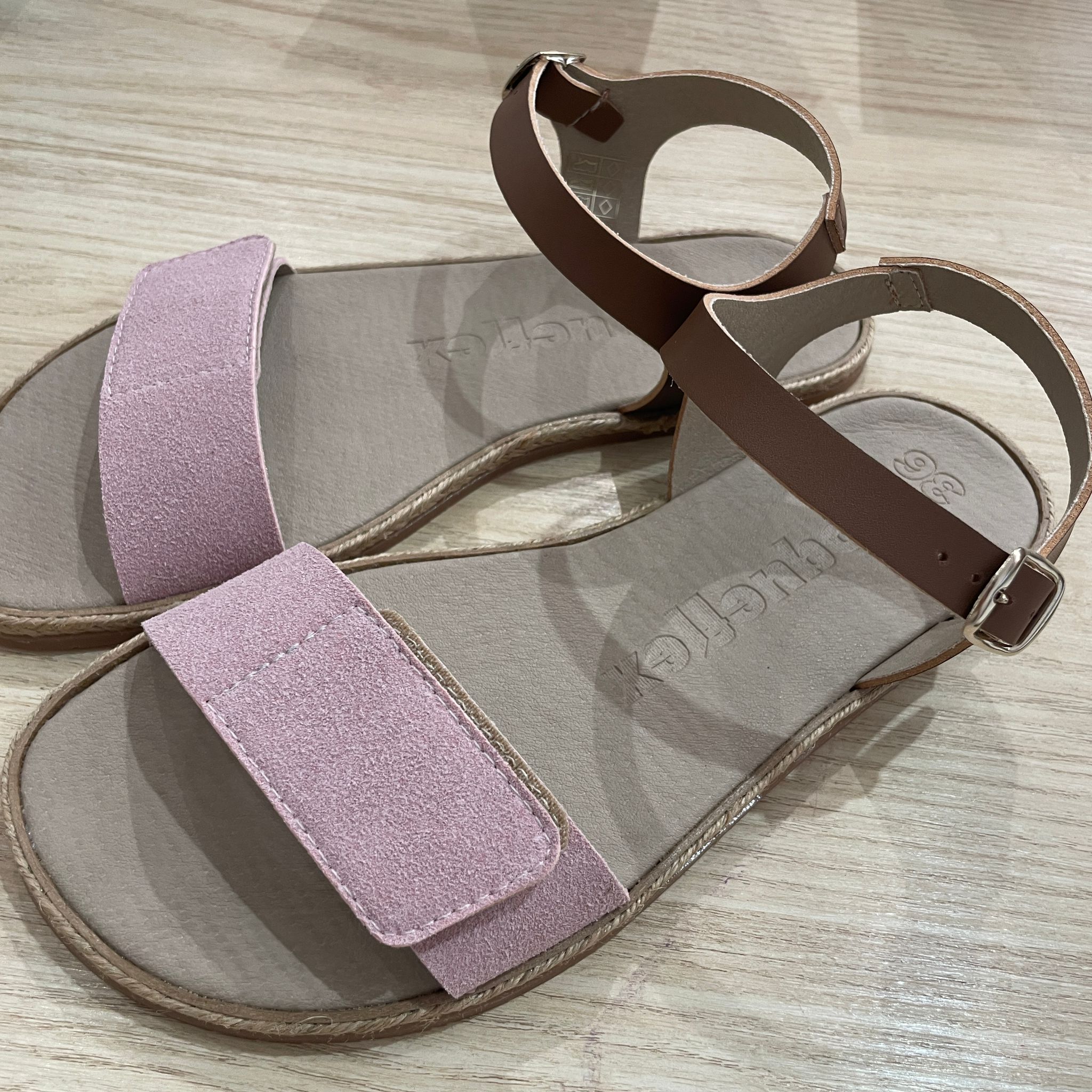 Sandalias Barefoot Respetuosas Coqueflex Suede Rosa