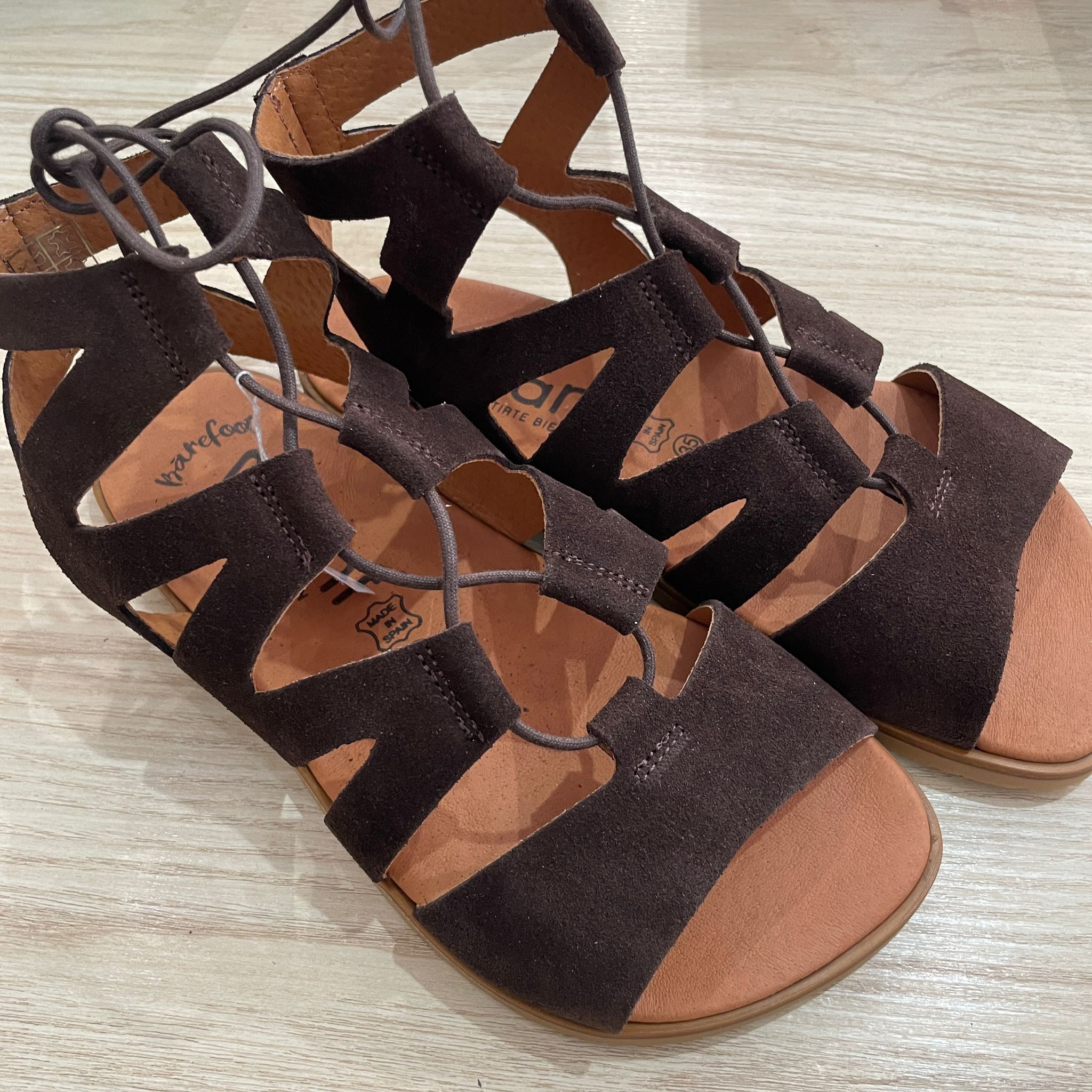Sandalia barefoot Vivant Savia Serraje marrón
