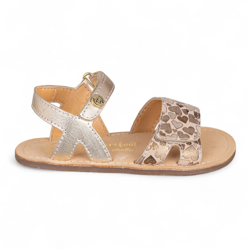 Sandalia piel corazones oro – Chetto